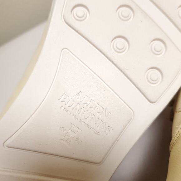 New ALLEN EDMONDS Leather Tan Cream Err Park Ave. Sneaker Oxford Shoes Sz 7.5 D
